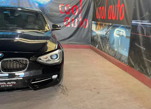 BMW 118 2015 - 13999 EUR, 164000 km - AUTO.MOTO.pt - 164000km - foto 11 de 50