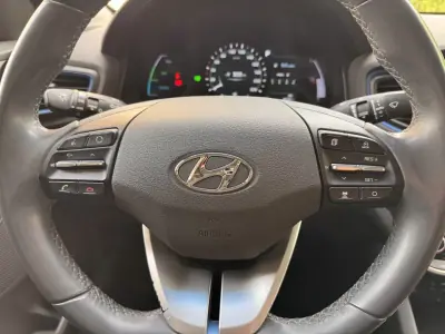 Hyundai Ioniq 2017 - 13250 EUR, 88000 km - AUTO.MOTO.pt - 88000km - foto 12 de 23