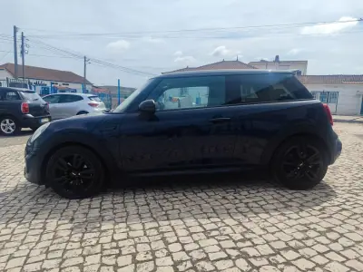MINI Cooper 2016 - 14900 EUR, 200000 km - AUTO.MOTO.pt - 200000km - foto 3 de 21