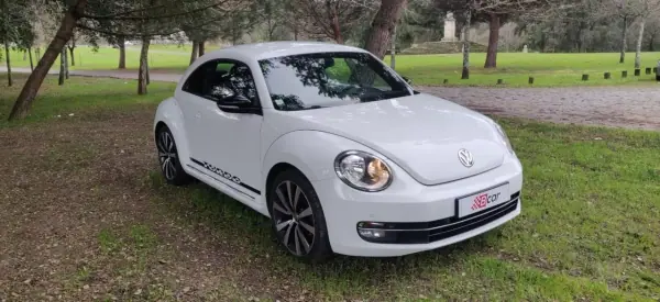Volkswagen New Beetle 2011 - 17499 EUR, 163800 km - AUTO.MOTO.pt - 163800km - foto 3 de 41