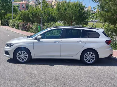 Fiat Tipo Station Wagon 2019 - 10780 EUR, 103800 km - AUTO.MOTO.pt - 103800km - foto 12 de 38