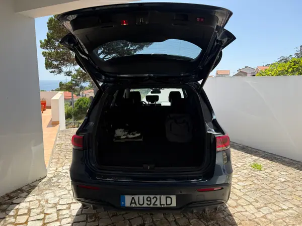 Mercedes-Benz EQB 2022 - 34000 EUR, 130000 km - AUTO.MOTO.pt - 130000km - foto 14 de 15