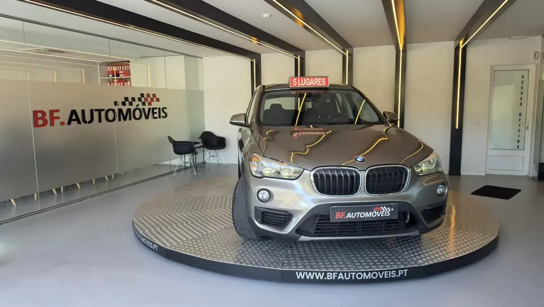 BMW X1 2016 - 22500 EUR, 76896 km - AUTO.MOTO.pt - 76896km - foto 10 de 61