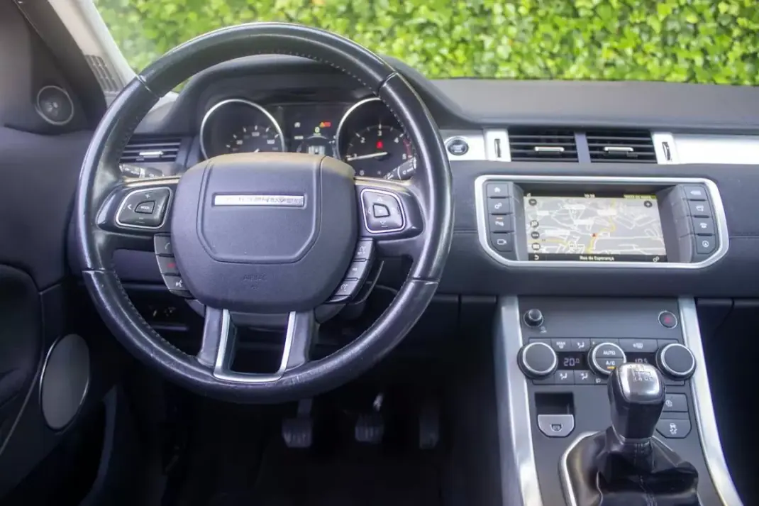 Land Rover Range Rover Evoque 2018 - 20500 EUR, 98000 km - 98000km - foto 14 de 17