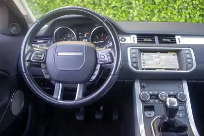 Land Rover Range Rover Evoque 2018 - 20900 EUR, 98000 km - AUTO.MOTO.pt - 98000km - foto 14 de 17