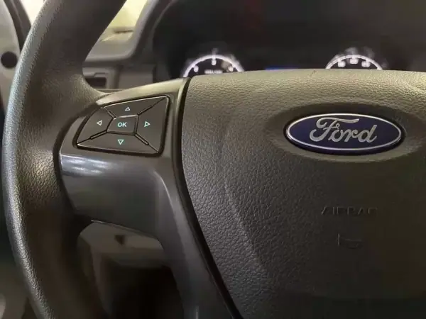 Ford Ranger 2019 - 32750 EUR, 49000 km - AUTO.MOTO.pt - 49000km - foto 19 de 29