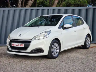 Peugeot 208 Van 1.6 BueHdi 2018 - 9990 EUR, 100238 km - AUTO.MOTO.pt - 100238km - foto 3 de 19