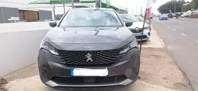 Peugeot 3008 2021 - 21900 EUR, 79000 km - AUTO.MOTO.pt - 79000km - foto 5 de 15