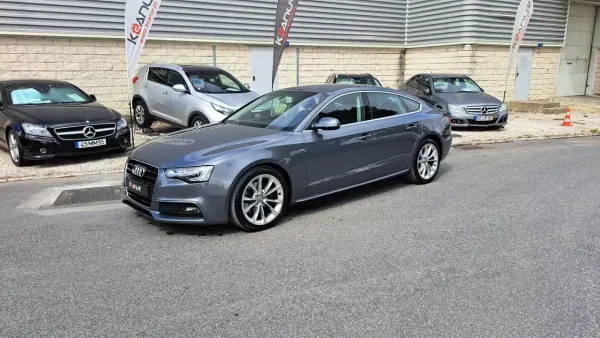 Audi A5 Sportback 2016 - 22500 EUR, 159375 km - AUTO.MOTO.pt - 159375km - foto 10 de 56