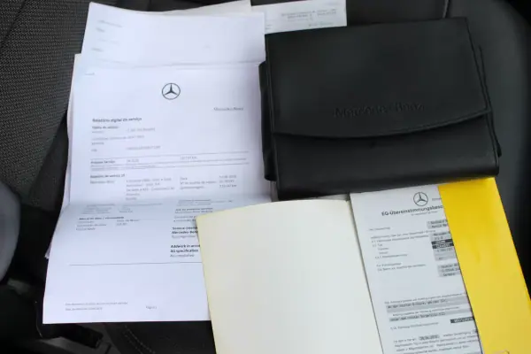 Mercedes-Benz E 250 2010 - 12990 EUR, 245000 km - AUTO.MOTO.pt - 245000km - foto 42 de 48