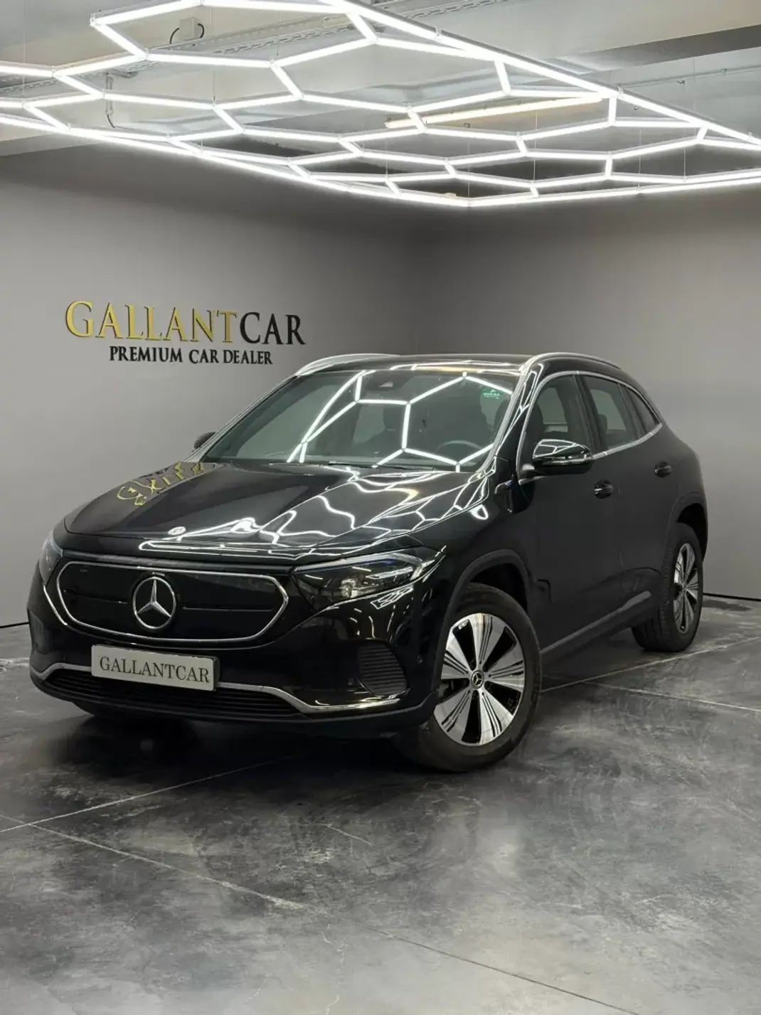 Mercedes-Benz EQA 2021 - 31250 EUR, 49100 km - AUTO.MOTO.pt - 49100km - foto 1 de 13