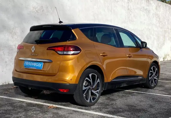 Renault Scénic 2019 - 16900 EUR, 71000 km - AUTO.MOTO.pt - 71000km - foto 6 de 19