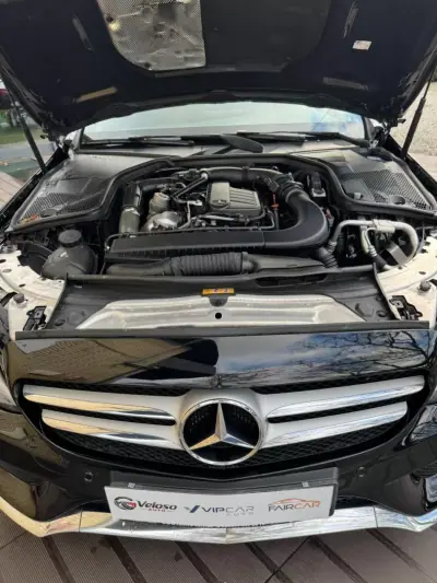 Mercedes-Benz C 200 2017 - 22500 EUR, 214300 km - AUTO.MOTO.pt - 214300km - foto 6 de 15