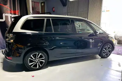 Citroën C4 Spacetourer 2022 - 22000 EUR, 111000 km - AUTO.MOTO.pt - 111000km - foto 6 de 46