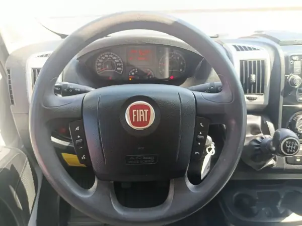 Fiat Doblo 2016 - 20000 EUR, 183000 km - AUTO.MOTO.pt - 183000km - foto 33 de 43