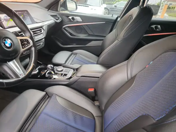 BMW 216 Gran Coupé 2021 - 24750 EUR, 119000 km - AUTO.MOTO.pt - 119000km - foto 7 de 12