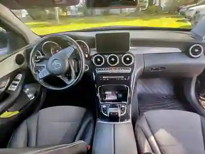 Mercedes-Benz C 220 2015 - 16900 EUR, 245000 km - AUTO.MOTO.pt - 245000km - foto 11 de 12