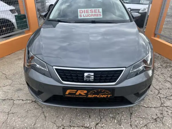 SEAT Leon 2017 - 13450 EUR, 149577 km - AUTO.MOTO.pt - 149577km - foto 6 de 26