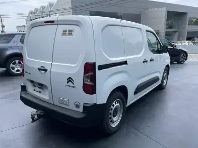 Citroën BERLINGO VAN XL 1.5 BLUE HDI 3 LUGARES 2019 - 12300 EUR, 177000 km - AUTO.MOTO.pt - 177000km - foto 3 de 10
