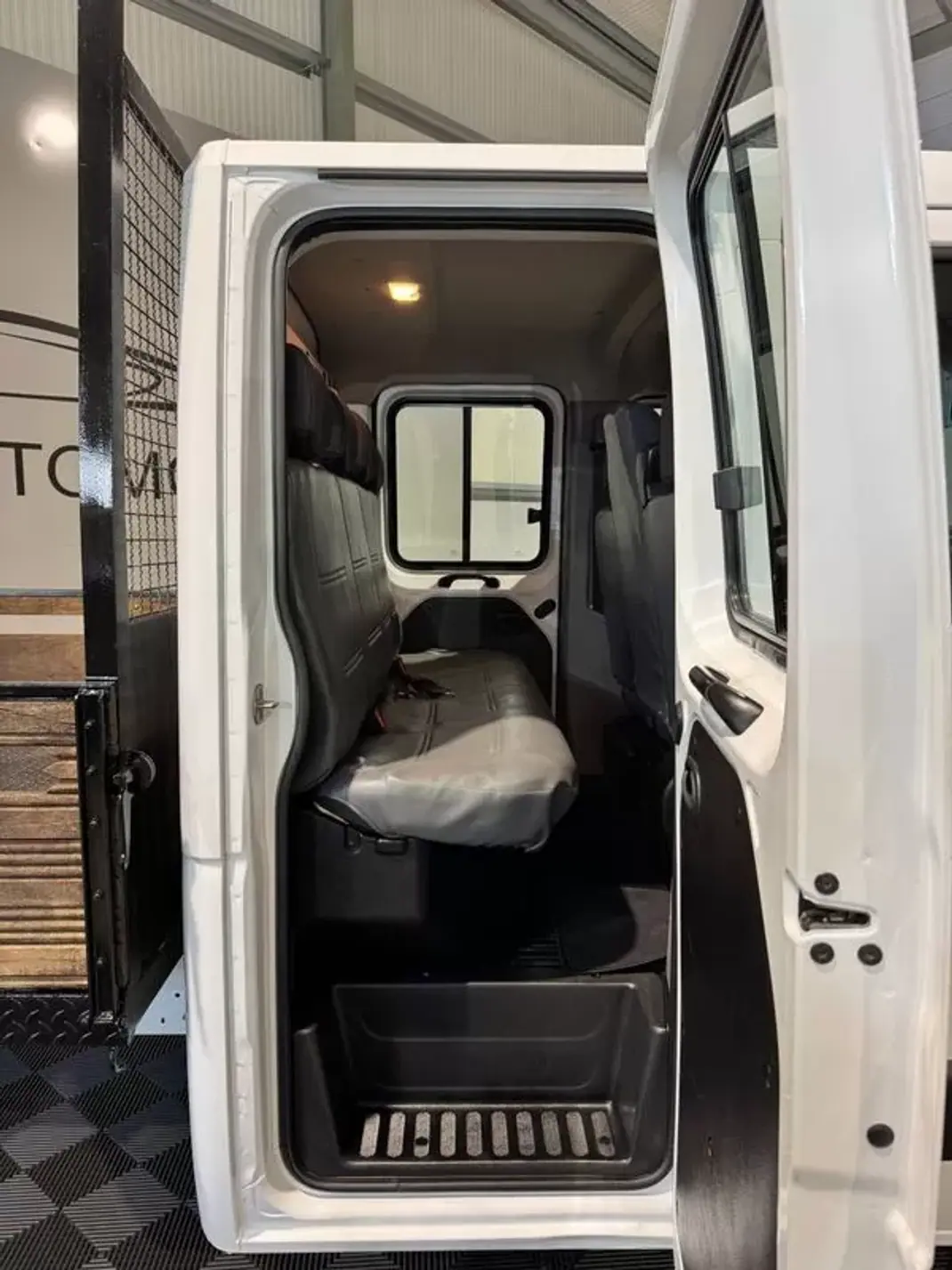 Renault Master 2019 - 18490 EUR, 264950 km - 264950km - foto 25 de 38