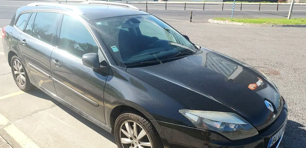 Renault Laguna Break 2011 - 5750 EUR, 333000 km - 333000km - foto 4 de 8
