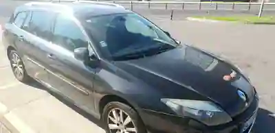 Renault Laguna Break 2011 - 5750 EUR, 333000 km - 333000km - foto 4 de 8