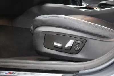 BMW 530e 2021 - 32990 EUR, 137000 km - AUTO.MOTO.pt - 137000km - foto 12 de 39