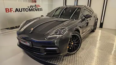 Porsche Panamera Sport Turismo 2018 - 71900 EUR, 135500 km - AUTO.MOTO.pt - 135500km - foto 14 de 49