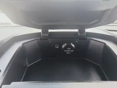 Ford Transit Courier 2020 - 10990 EUR, 129167 km - AUTO.MOTO.pt - 129167km - foto 40 de 52