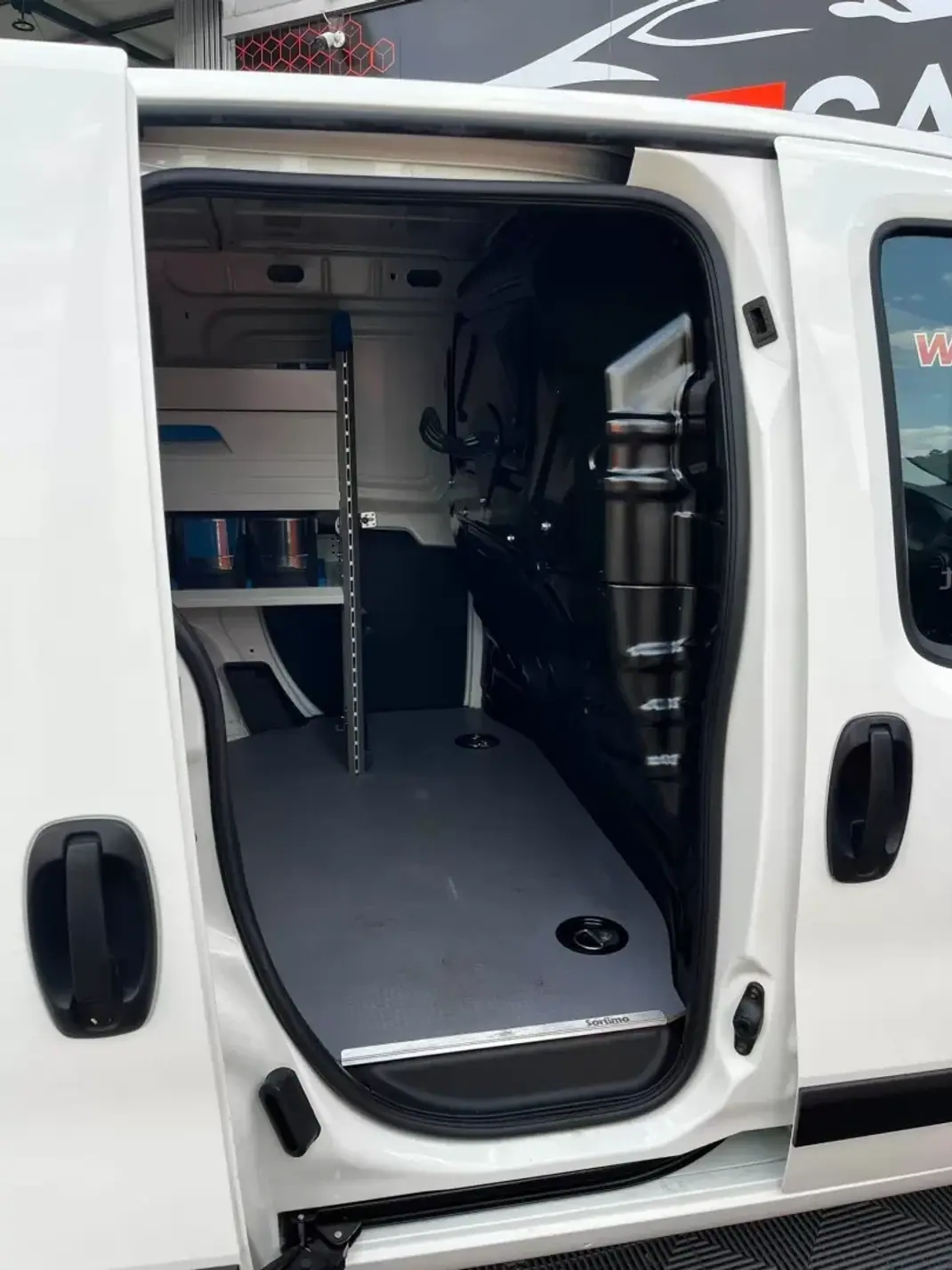 Fiat FIORINO 1.3 M-JET C/AC 2019 - 6750 EUR, 208112 km - AUTO.MOTO.pt - 208112km - foto 12 de 15