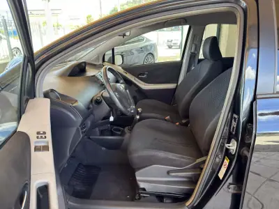 Toyota Yaris 2010 - 5500 EUR, 207295 km - AUTO.MOTO.pt - 207295km - foto 20 de 26
