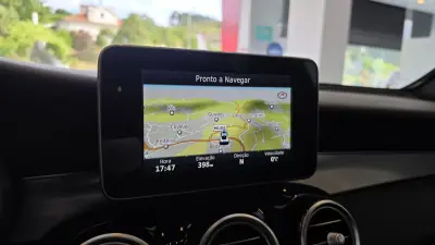 Mercedes-Benz GLC 220 2015 - 27900 EUR, 198275 km - AUTO.MOTO.pt - 198275km - foto 48 de 67