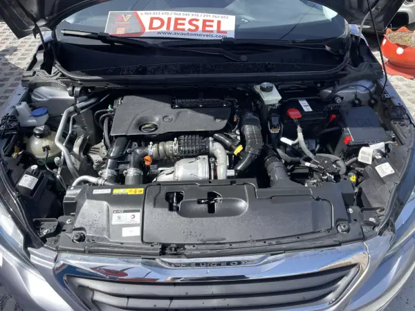 Peugeot 308 2017 - 11950 EUR, 120818 km - AUTO.MOTO.pt - 120818km - foto 12 de 12