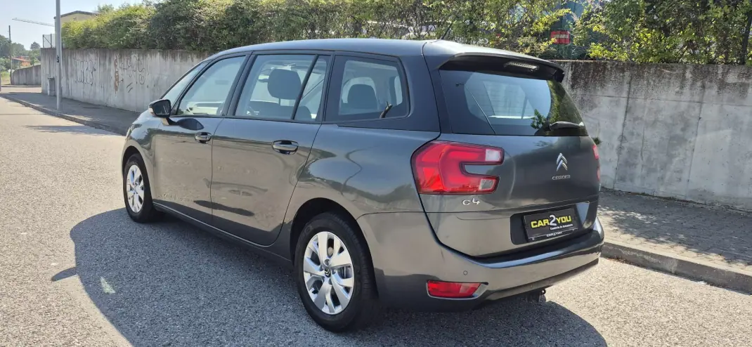 Citroën C4 Grand Picasso 2013 - 9750 EUR, 185000 km - AUTO.MOTO.pt - 185000km - foto 23 de 25