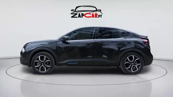 Citroën e-C4 2023 — foto 2 de 15