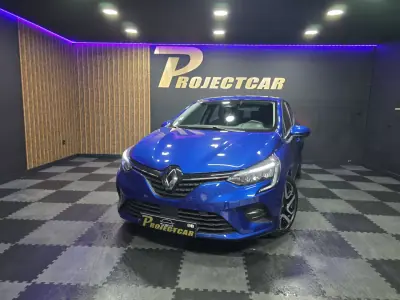 Renault Clio 2021 - 14900 EUR, 56000 km - AUTO.MOTO.pt - 56000km - foto 15 de 25