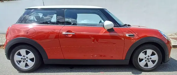 MINI Cooper 2017 - 12690 EUR, 90958 km - AUTO.MOTO.pt - 90958km - foto 4 de 12