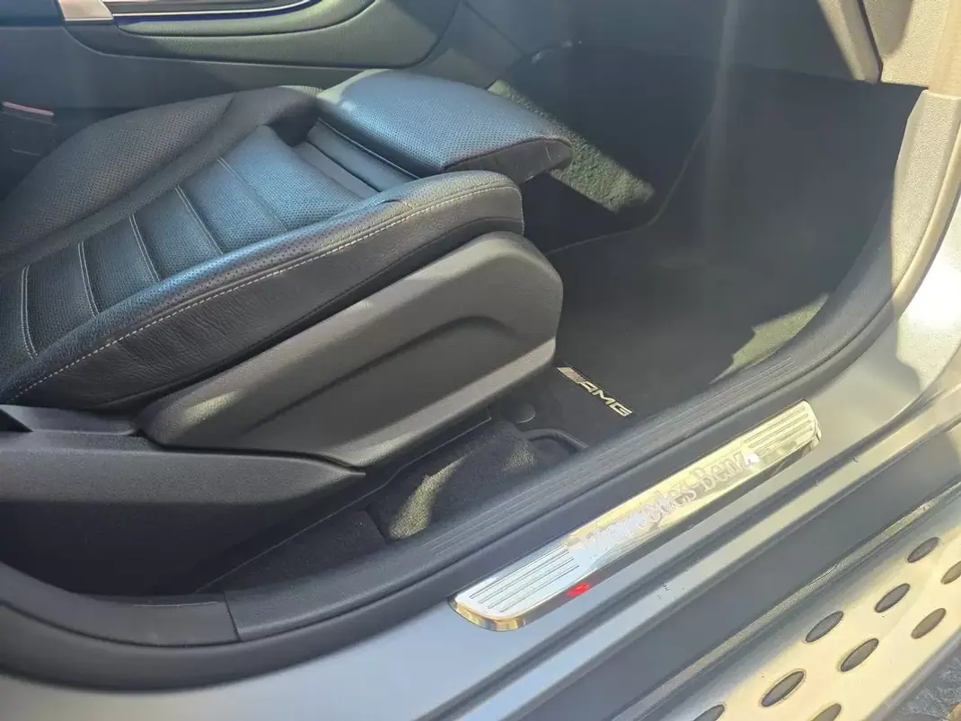 Mercedes-Benz GLC 300 2021 - 45980 EUR, 138000 km - AUTO.MOTO.pt - 138000km - foto 27 de 60