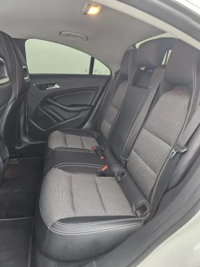 Mercedes-Benz CLA 180 2015 - 14000 EUR, 205367 km - 205367km - foto 43 de 51