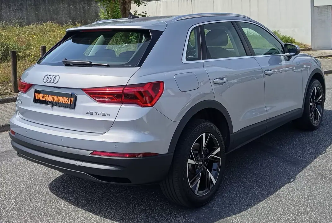Audi Q3 2021 - 29990 EUR, 48370 km - AUTO.MOTO.pt - 48370km - foto 7 de 9