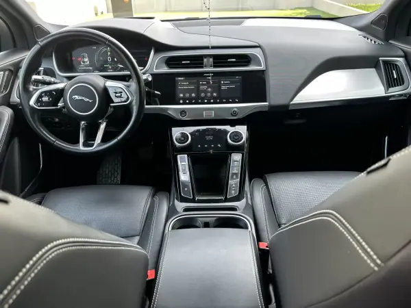Jaguar I-Pace 2018 - 27900 EUR, 113000 km - AUTO.MOTO.pt - 113000km - foto 31 de 59