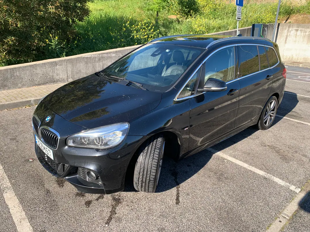BMW 216 Gran Tourer 2015 - 12000 EUR, 185000 km - AUTO.MOTO.pt - 185000km - foto 1 de 20