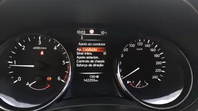 Nissan Qashqai 2017 - 15999 EUR, 139999 km - AUTO.MOTO.pt - 139999km - foto 29 de 34