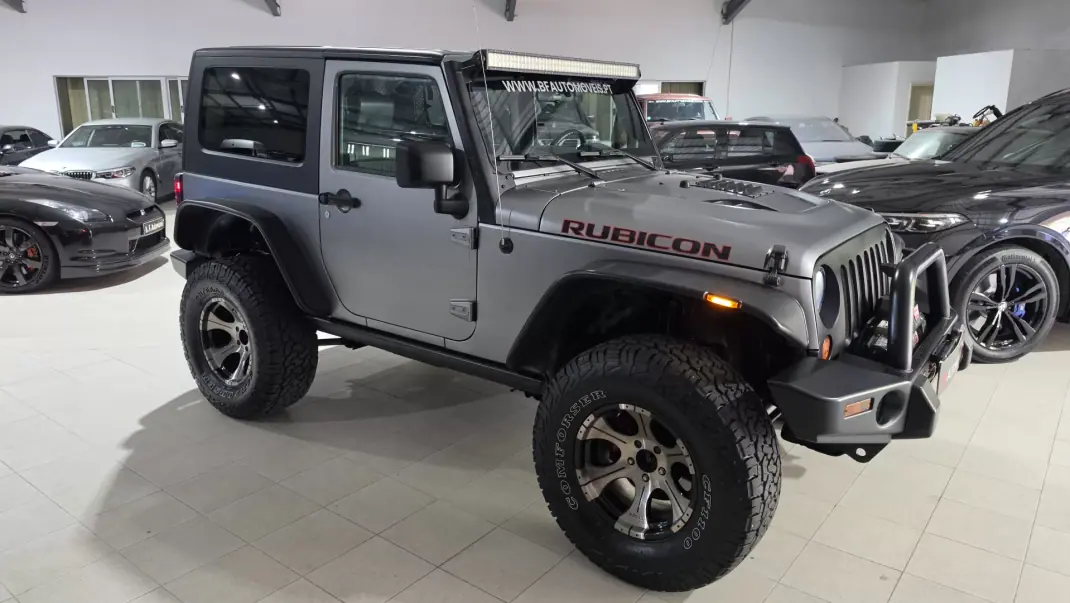 Jeep Wrangler 2010 - 35000 EUR, 129687 km - AUTO.MOTO.pt - 129687km - foto 4 de 47
