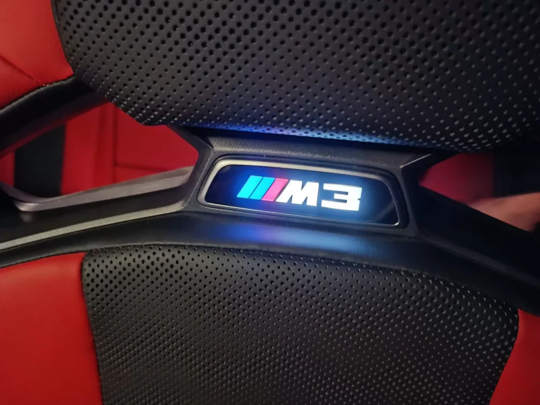 BMW M3 2023 - 114500 EUR, 11000 km - AUTO.MOTO.pt - 11000km - foto 29 de 30