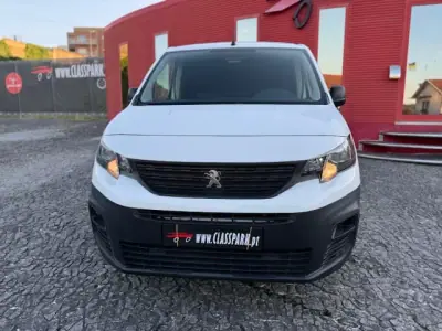 Peugeot PARTNER 1.5 HDI PRO LONGA L2H1 2020 - 11900 EUR, 177000 km - AUTO.MOTO.pt - 177000km - foto 3 de 14