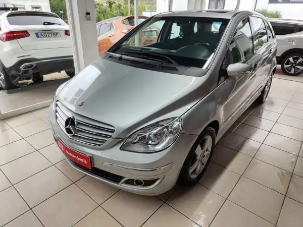 Mercedes-Benz B 200 2006 - 8250 EUR, 190000 km - AUTO.MOTO.pt - 190000km - foto 6 de 34