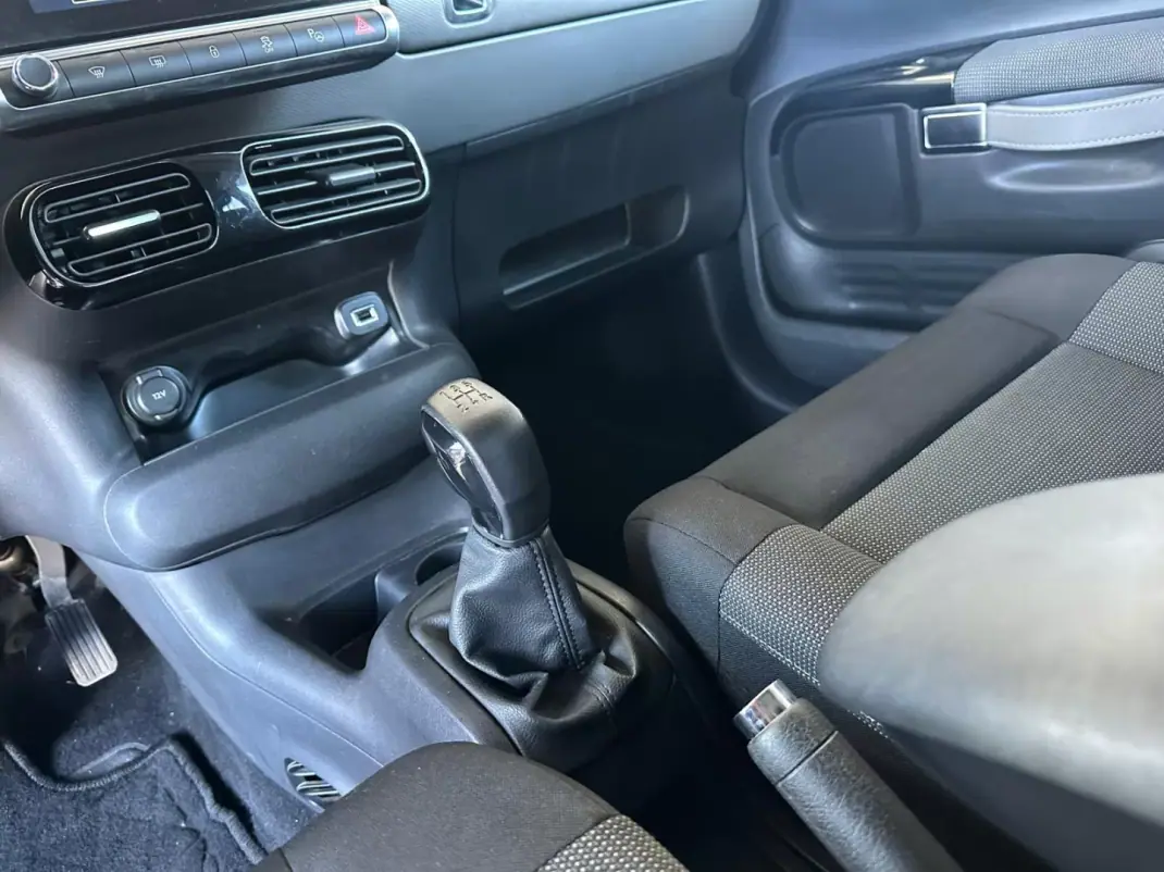 Citroën C4 Cactus 2017 - 13900 EUR, 97056 km - AUTO.MOTO.pt - 97056km - foto 20 de 28