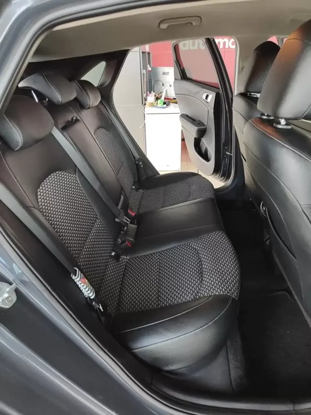 Kia Ceed 2021 - 17350 EUR, 60000 km - AUTO.MOTO.pt - 60000km - foto 17 de 33