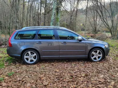 Volvo V50 2012 - 8950 EUR, 155400 km - AUTO.MOTO.pt - 155400km - foto 5 de 27
